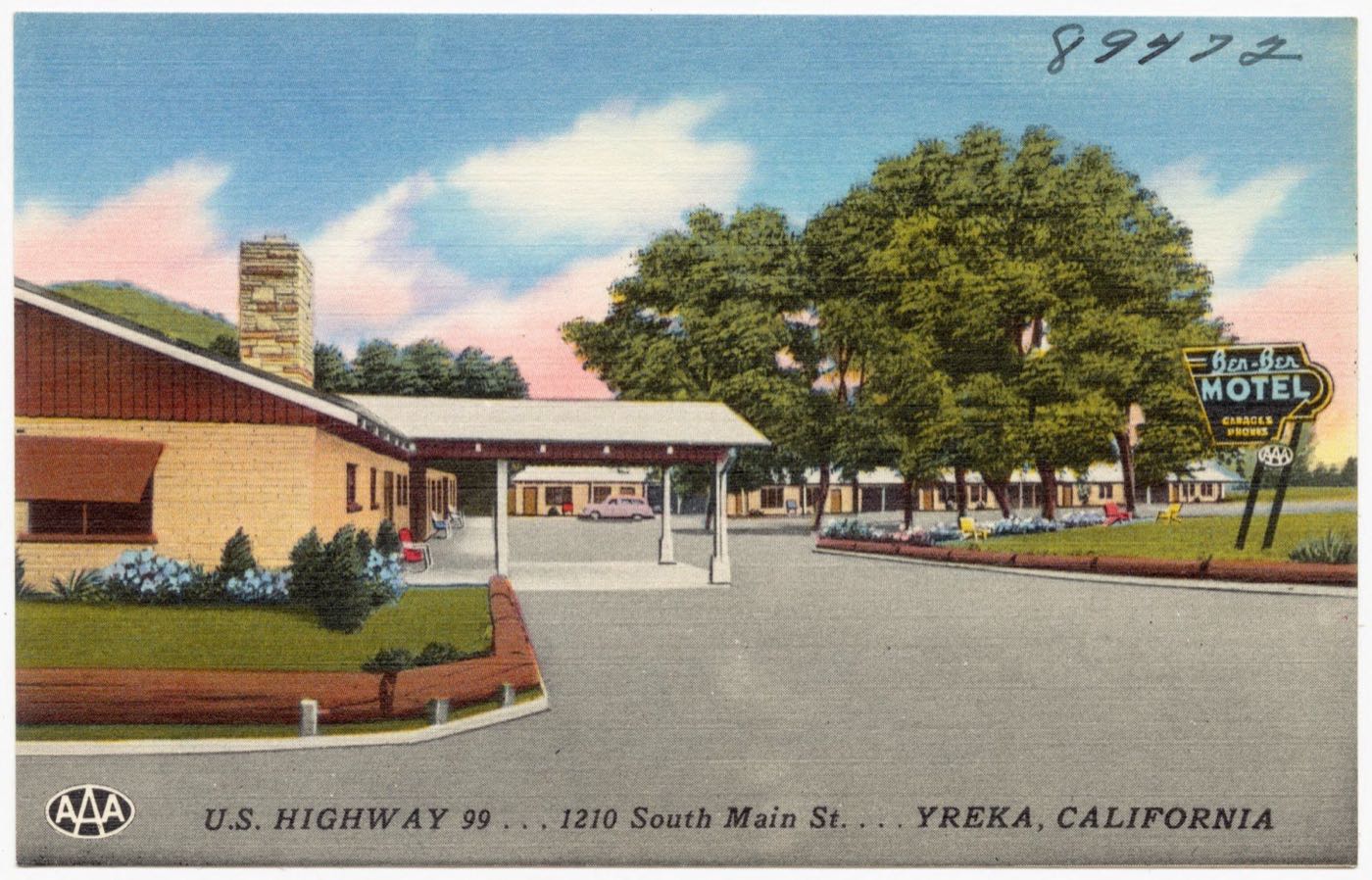 Vintage color linen postcard of the Ber-Ber Motel on U.S. Highway 99 in Yreka, a low ranch-style motor court with a covered drive, lawn, and neon sign
